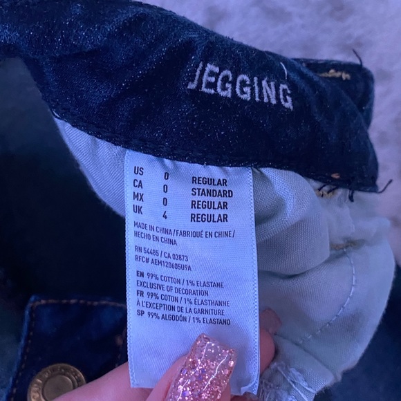 American Eagle Skinny Jeans - Picture 4 of 4